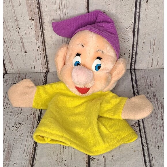 9" Vintage Walt Disney World Snow White Seven Dwarfs Dopey Plush Hand Puppet Toy - Picture 1 of 4